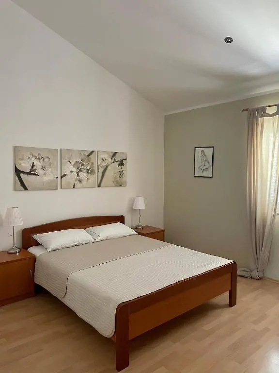 Apartment Araucaria Gallery Crikvenica