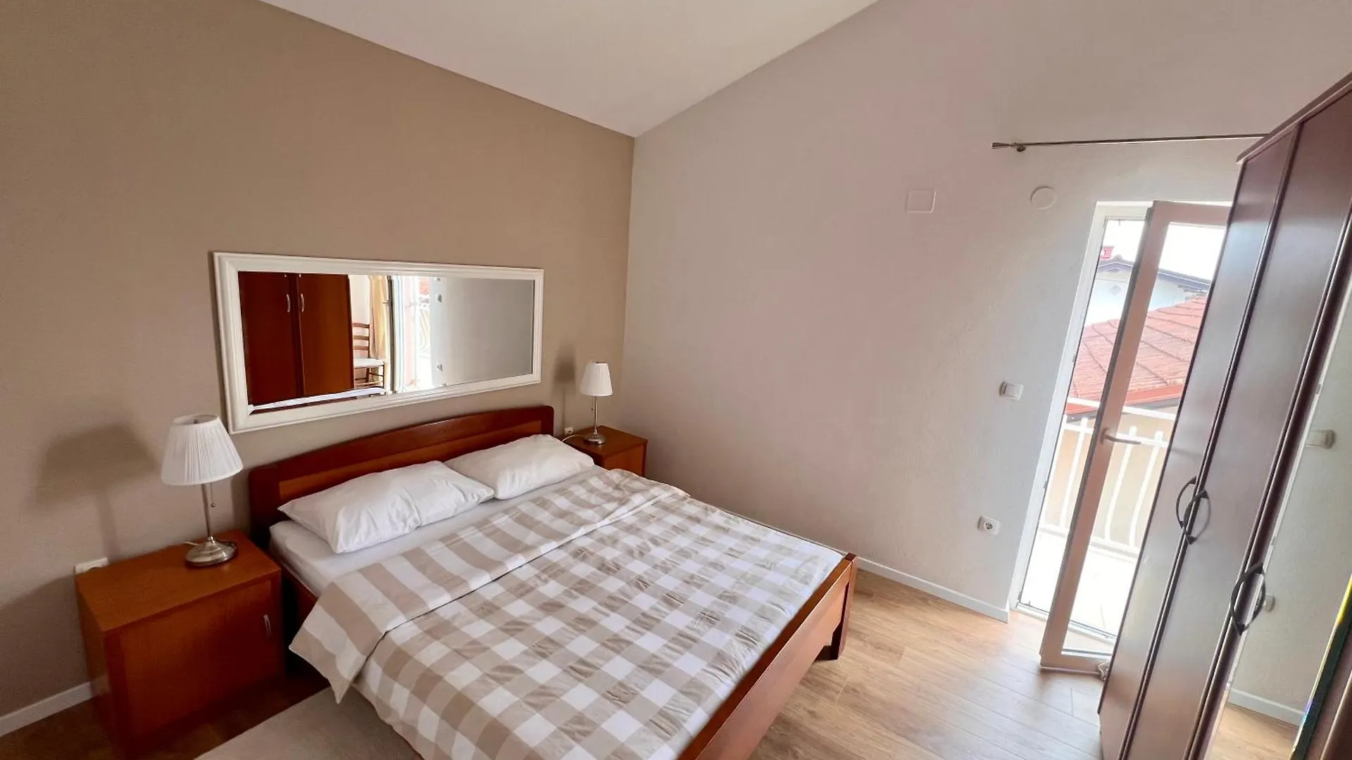 Apartment Araucaria Gallery Crikvenica 0*,  Croatia